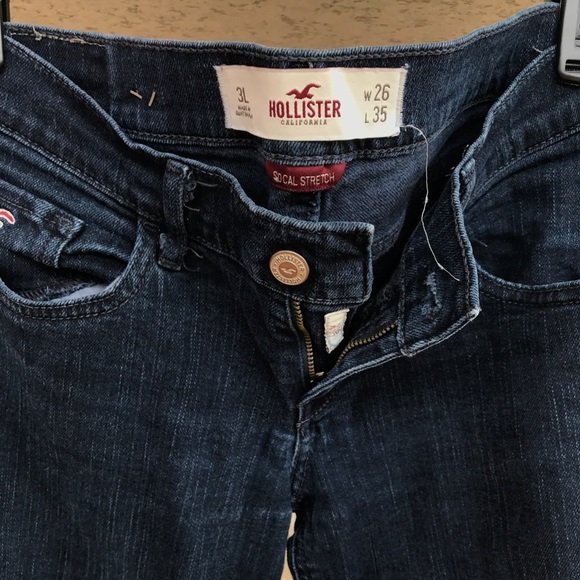 Hollister dark wash skinny jeans - Picture 2 of 2
